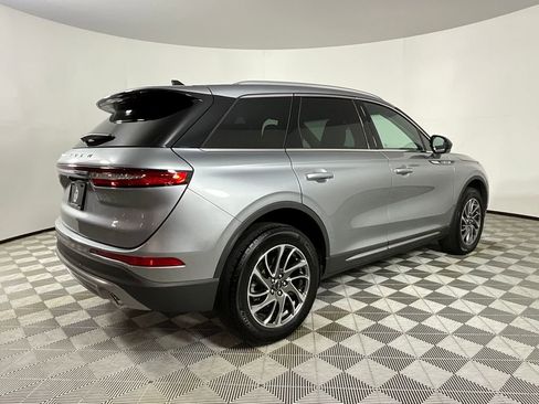 Used 2022 Lincoln Corsair FWD image 4