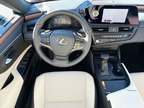 New 2025 Lexus ES 350 w/ Premium Package image 17