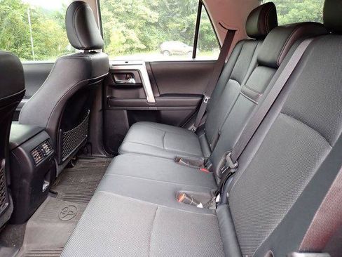 Certified 2023 Toyota 4Runner Limited AWD/4WD image 11
