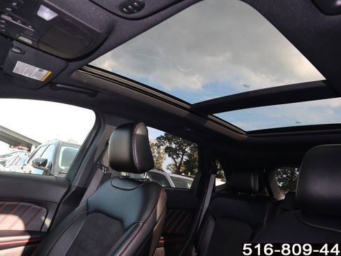 Used 2022 Ford Edge ST-Line image 15