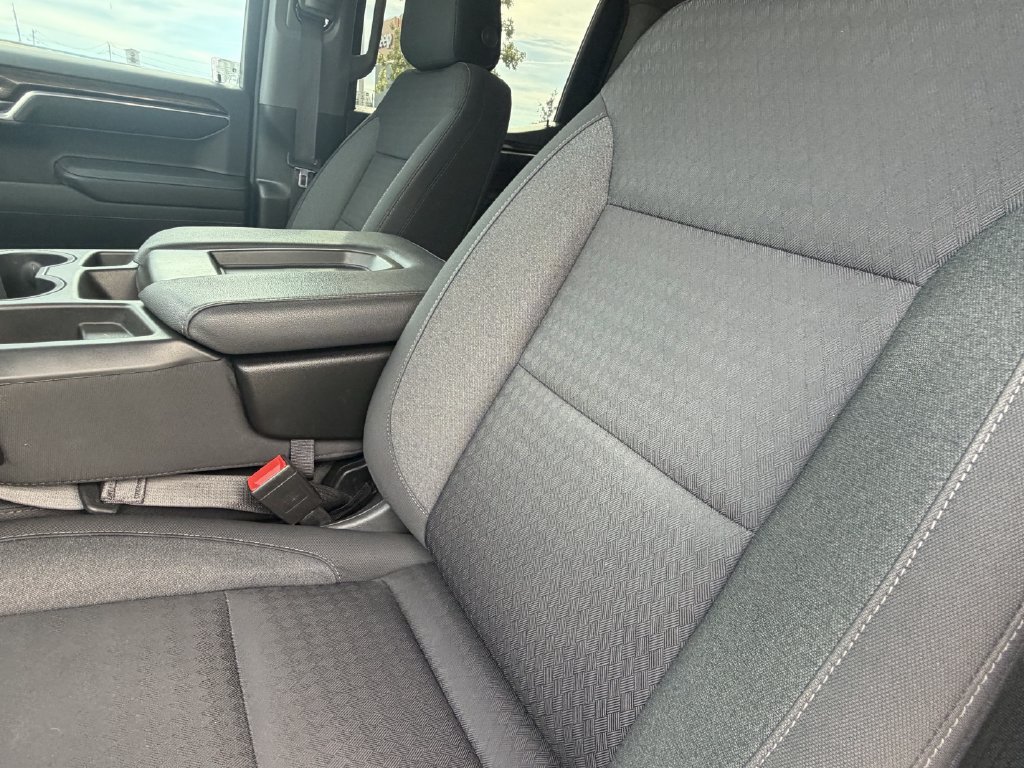 Used 2022 Chevrolet Silverado 1500 LT RWD image 24