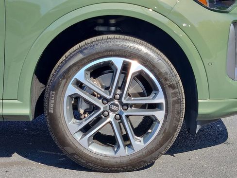 Used 2025 Audi Q5 Premium w/ Premium Plus AWD/4WD image 13