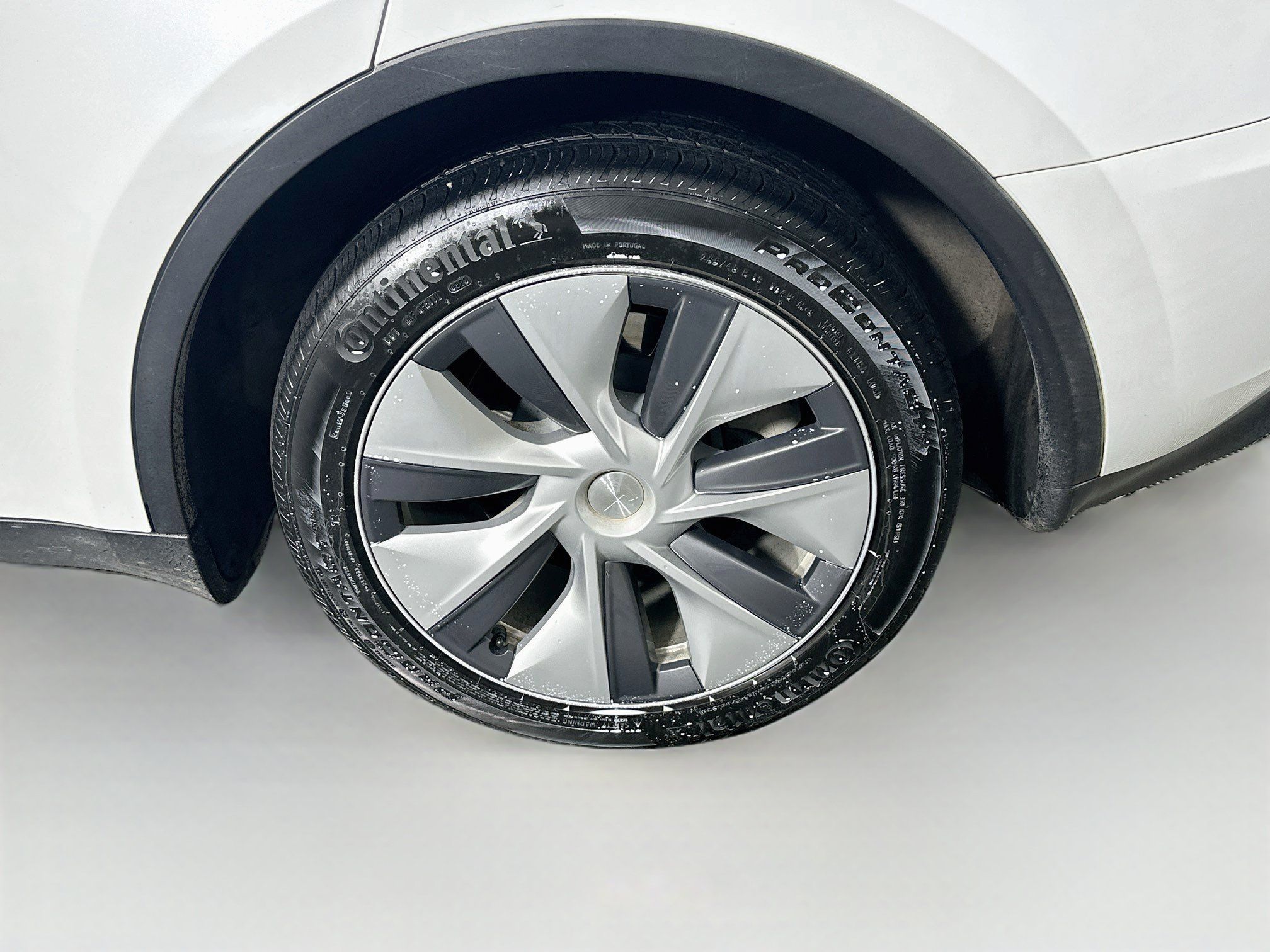 Used 2023 Tesla Model Y Long Range AWD/4WD image 11