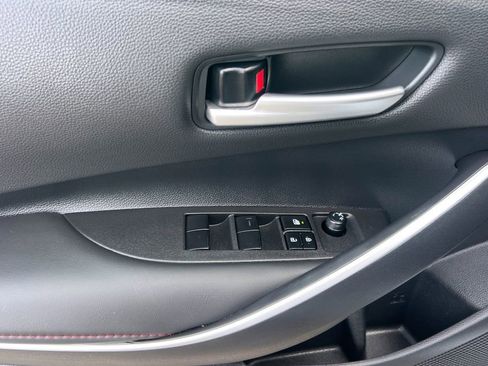 Certified 2025 Toyota Corolla SE image 13