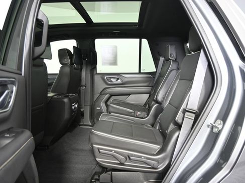 Used 2021 GMC Yukon SLT w/ SLT Luxury Plus Package AWD/4WD image 19