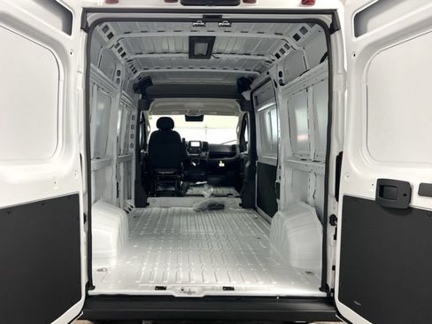Used 2024 RAM ProMaster 1500 w/ Convenience Group FWD image 7
