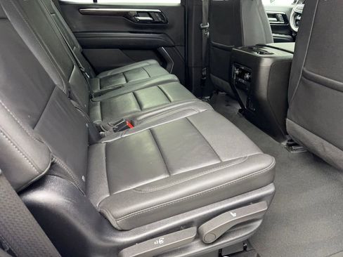 Used 2025 Chevrolet Tahoe LT AWD/4WD image 43
