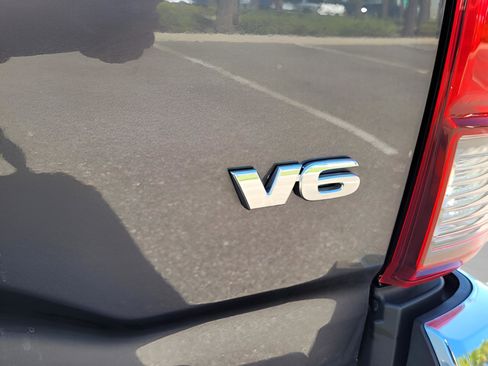 Certified 2023 Toyota Tacoma TRD Sport image 27