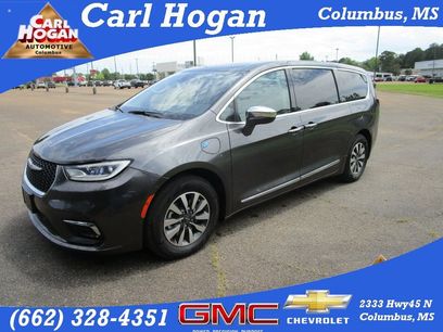 Used 2022 Chrysler Pacifica Limited