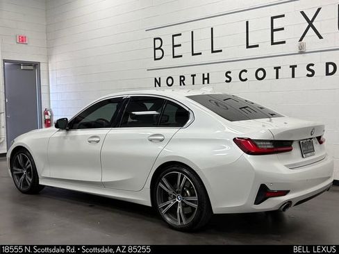 Used 2021 BMW 330i Sedan w/ Premium Package RWD image 9