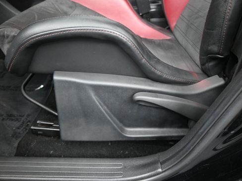 Used 2014 Nissan Juke NISMO RS image 11