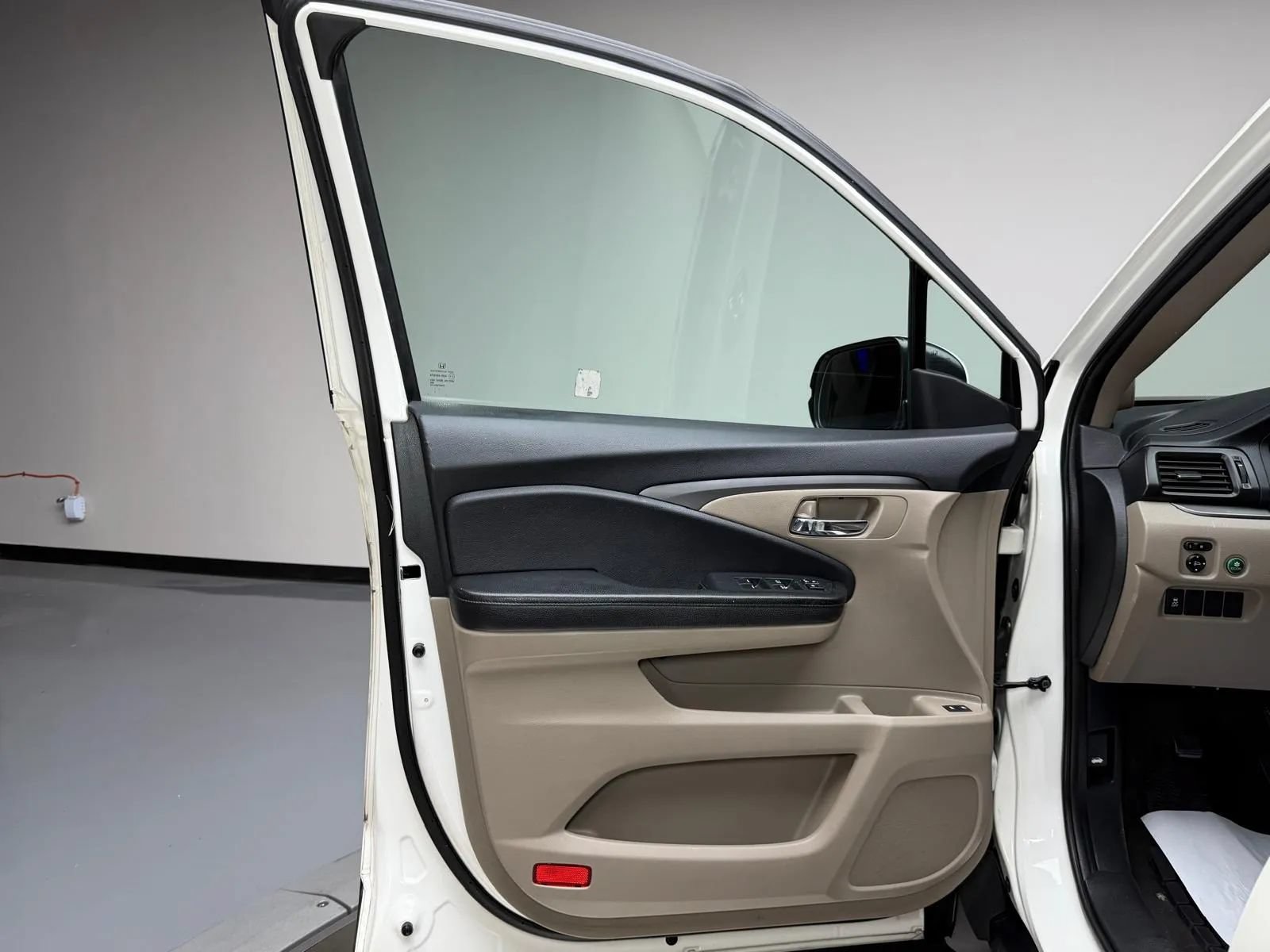 Used 2016 Honda Pilot EX-L image 26