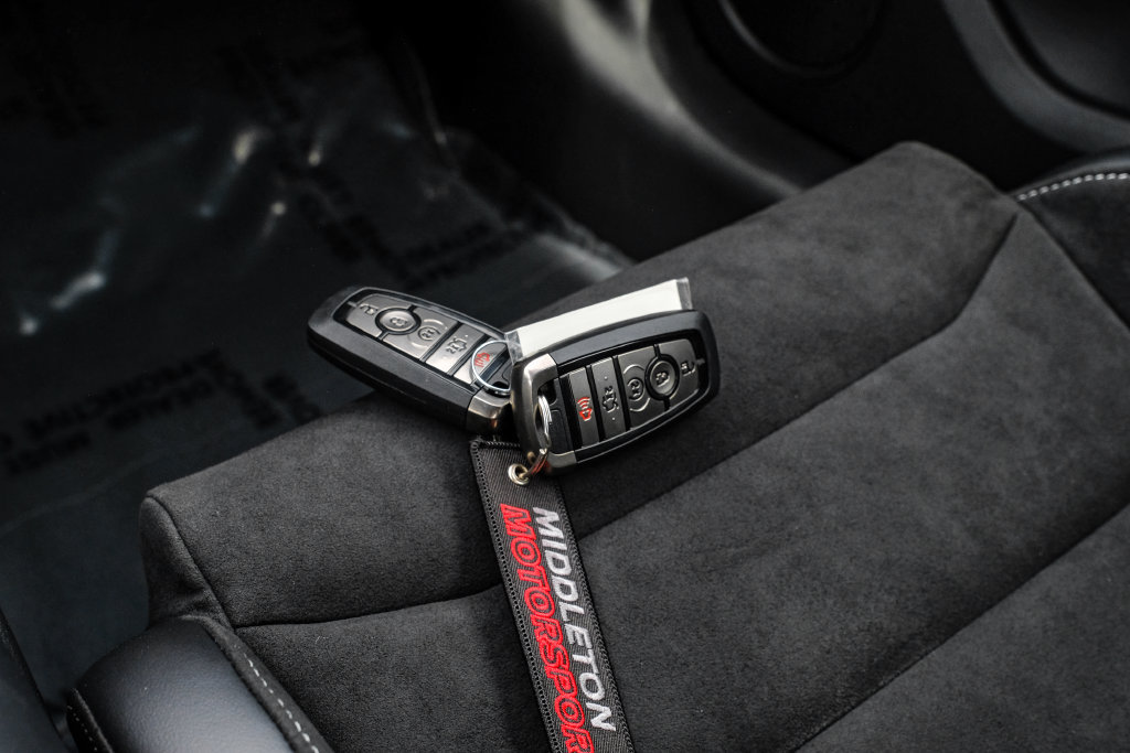 Used 2020 Ford Mustang Shelby GT500 w/ Carbon Fiber Track Pack RWD image 61