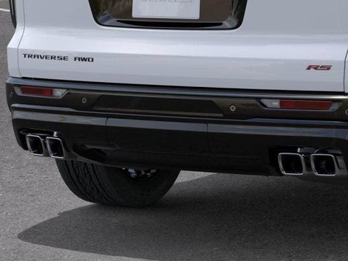 New 2026 Chevrolet Traverse RS w/ LPO, Floor Liner Package AWD/4WD image 14