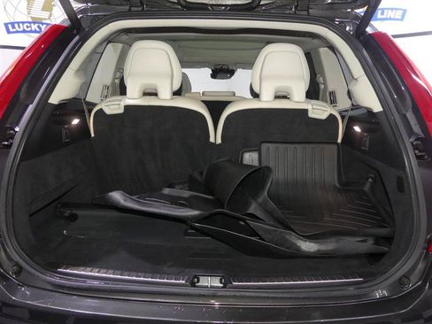 Used 2018 Volvo XC90 T6 Inscription w/ Convenience Package AWD/4WD image 9