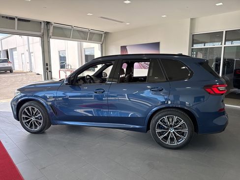 Used 2022 BMW X5 xDrive45e w/ M Sport Package image 5