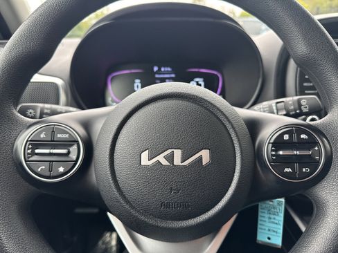 Used 2023 Kia Soul LX w/ Option Group 015 image 22