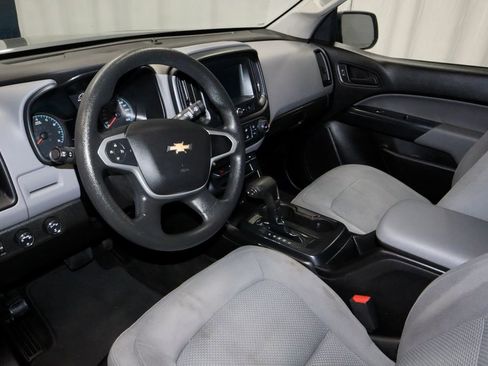 Used 2018 Chevrolet Colorado W/T w/ WT Convenience Package AWD/4WD image 24