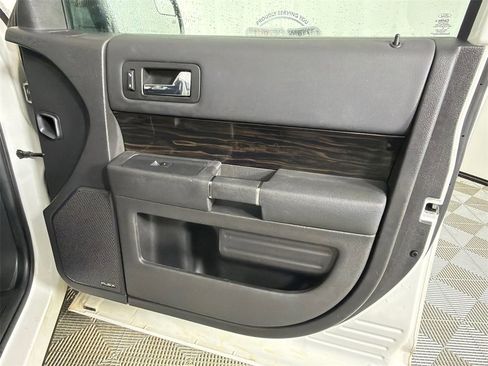Used 2014 Ford Flex SEL image 14