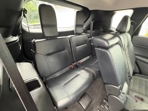 Used 2024 Mitsubishi Outlander SE FWD image 29