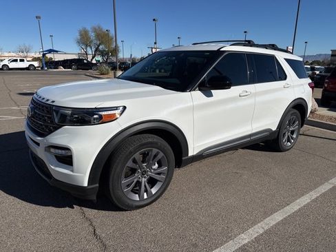 Used 2023 Ford Explorer XLT w/ Equipment Group 202A image 1
