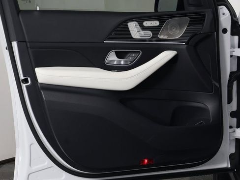 Certified 2026 Mercedes-Benz GLE 580 4MATIC image 12