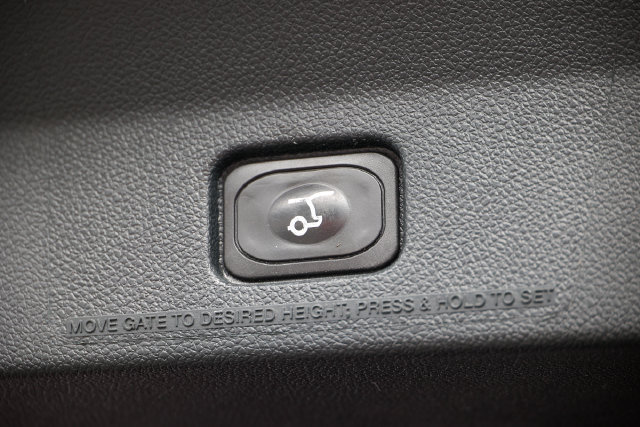 Used 2019 Ford Explorer Limited AWD/4WD image 36