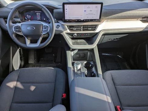 Certified 2026 Ford Explorer Active image 15
