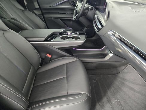 Used 2024 Cadillac Lyriq Luxury w/ LPO, Floor Liner Package image 16