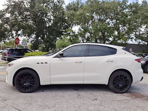 Used 2019 Maserati Levante GranSport AWD/4WD image 4