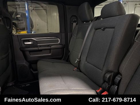 Used 2019 RAM 2500 Big Horn w/ Black Appearance Package image 57
