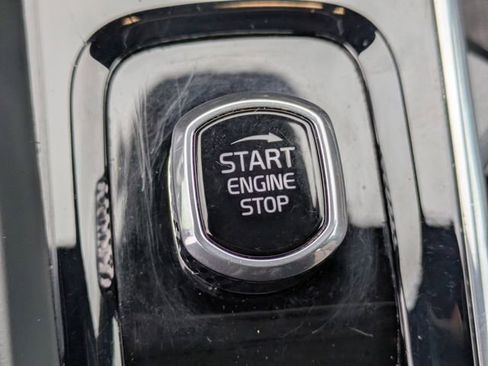 Used 2023 Volvo XC60 B5 Plus w/ Climate Package image 26