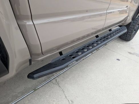 Certified 2025 Toyota Tacoma TRD Pro AWD/4WD image 32