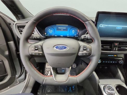 Certified 2024 Ford Escape ST-Line Elite w/ Premium Technology Package image 21