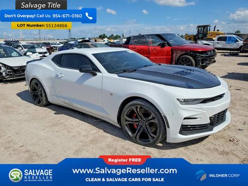 Used 2019 Chevrolet Camaro SS RWD image 5