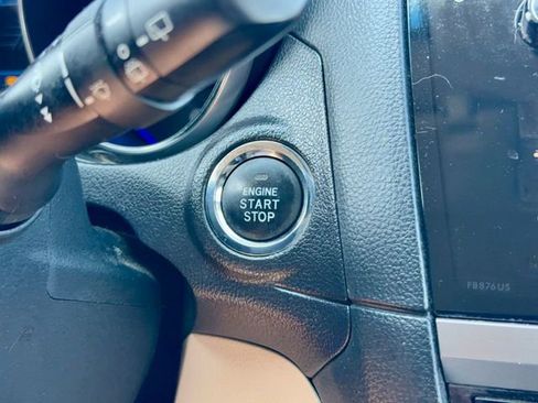 Used 2017 Subaru Outback 3.6R Limited AWD/4WD image 22