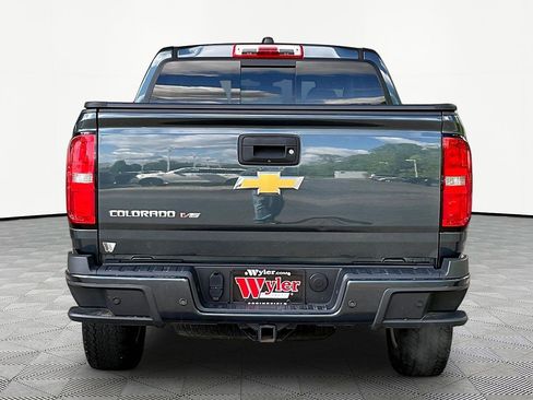 Used 2020 Chevrolet Colorado Z71 AWD/4WD image 5