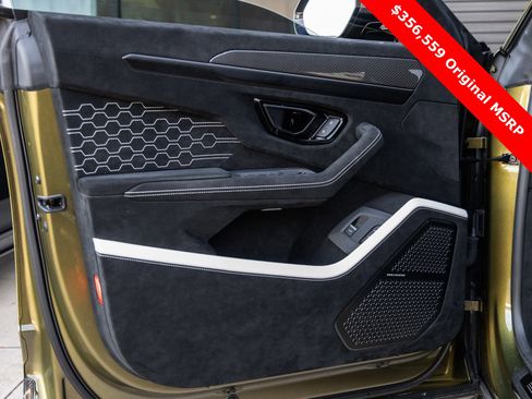 Used 2024 Lamborghini Urus Performante image 28