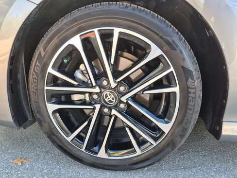 Used 2026 Toyota Camry XLE FWD image 30