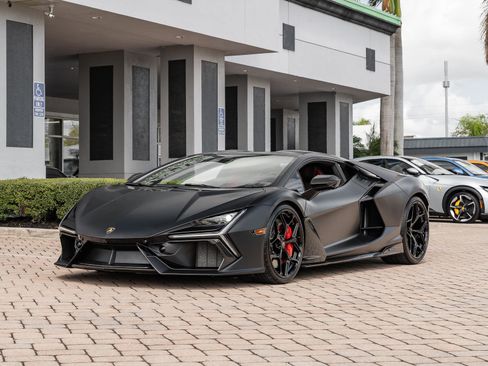 Used 2024 Lamborghini Revuelto AWD/4WD image 21