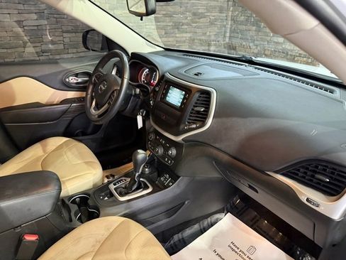 Used 2015 Jeep Cherokee Latitude w/ Trailer Tow Group image 3