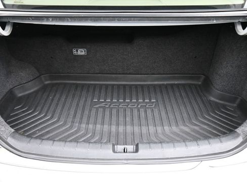 Used 2014 Honda Accord EX-L image 16