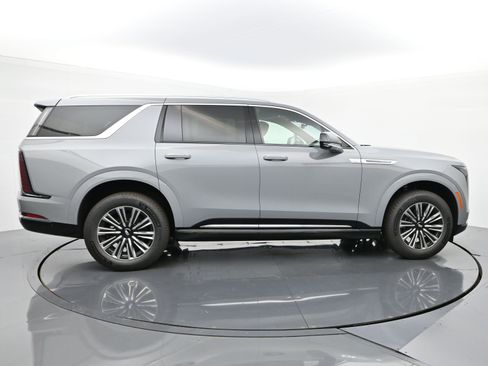 New 2026 Cadillac Escalade IQL Luxury image 6