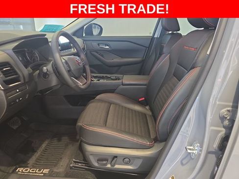 Used 2026 Nissan Rogue SV w/ Rock Creek Premium Package AWD/4WD image 9