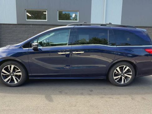 Used 2018 Honda Odyssey Elite image 5