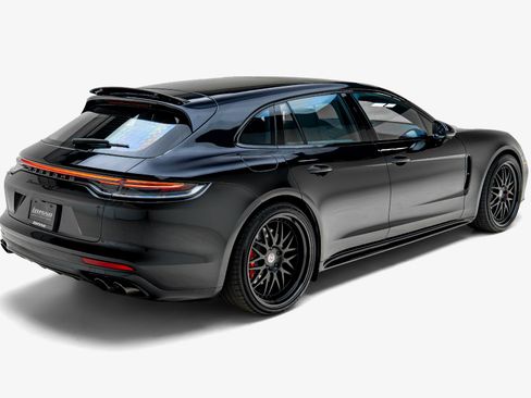 Used 2023 Porsche Panamera GTS AWD/4WD image 10