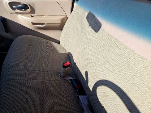 Used 1999 Ford F150 2WD Regular Cab image 22