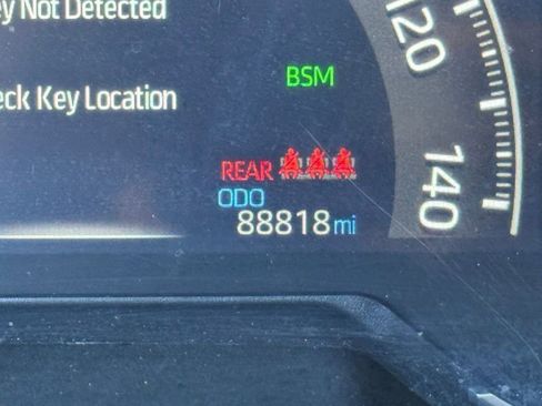 Used 2024 Toyota RAV4 XLE Premium FWD image 4