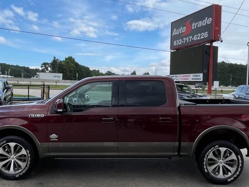 Used 2015 Ford F150 King Ranch w/ Equipment Group 601A Luxury AWD/4WD image 8