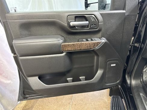 Used 2023 GMC Sierra 2500 Denali image 23